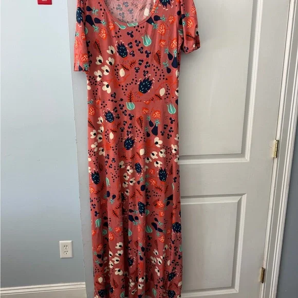 Floral Print Maxi Dress - Picture 1 of 2